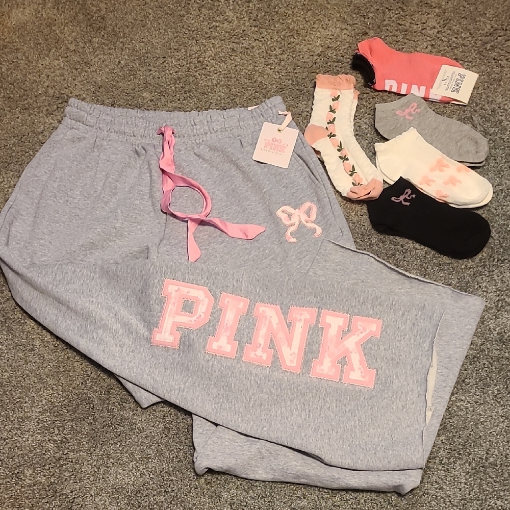 LoveShackFancy Gray Wide Leg Sweatpants with Pink Accents - Picture 1 of 14